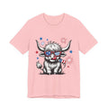 Patriotic Highland Cow Tee – 4th of July USA Sunglasses Graphic T-Shirt