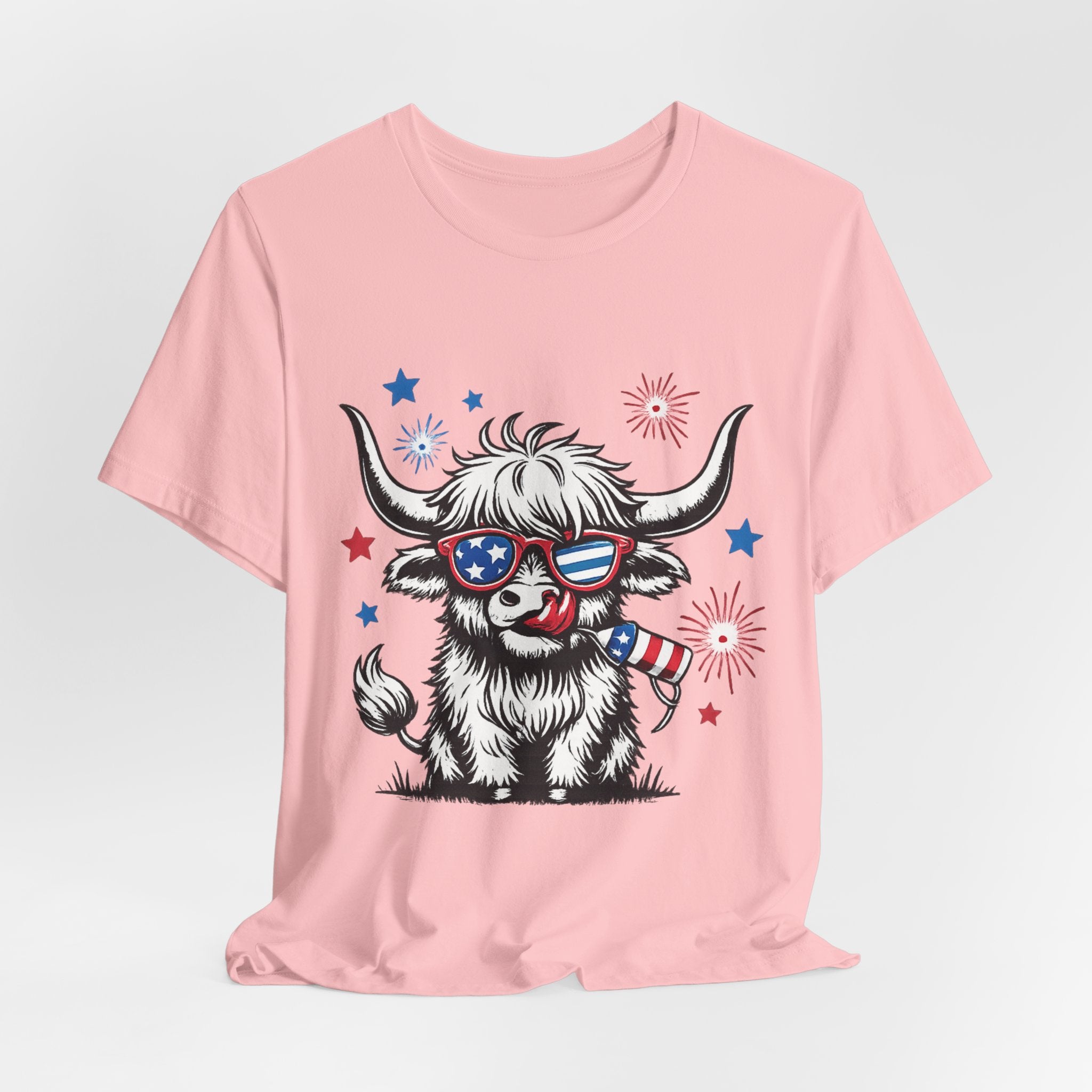 Patriotic Highland Cow Tee – 4th of July USA Sunglasses Graphic T-Shirt